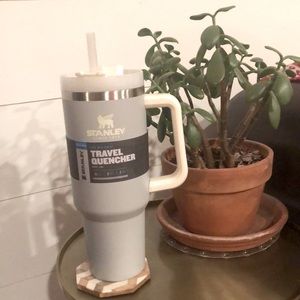 Stanley Adventure Quencher in Granite